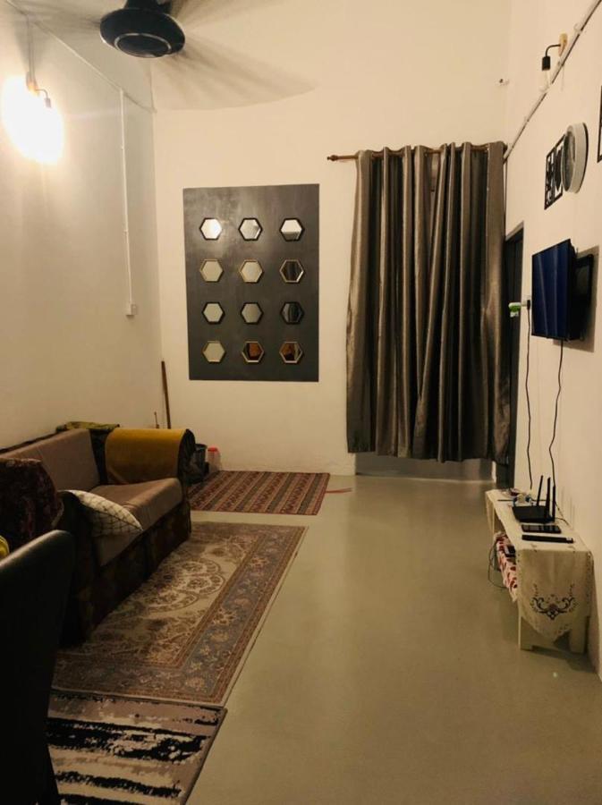 Spar Homestay Kota Bharu Exterior photo